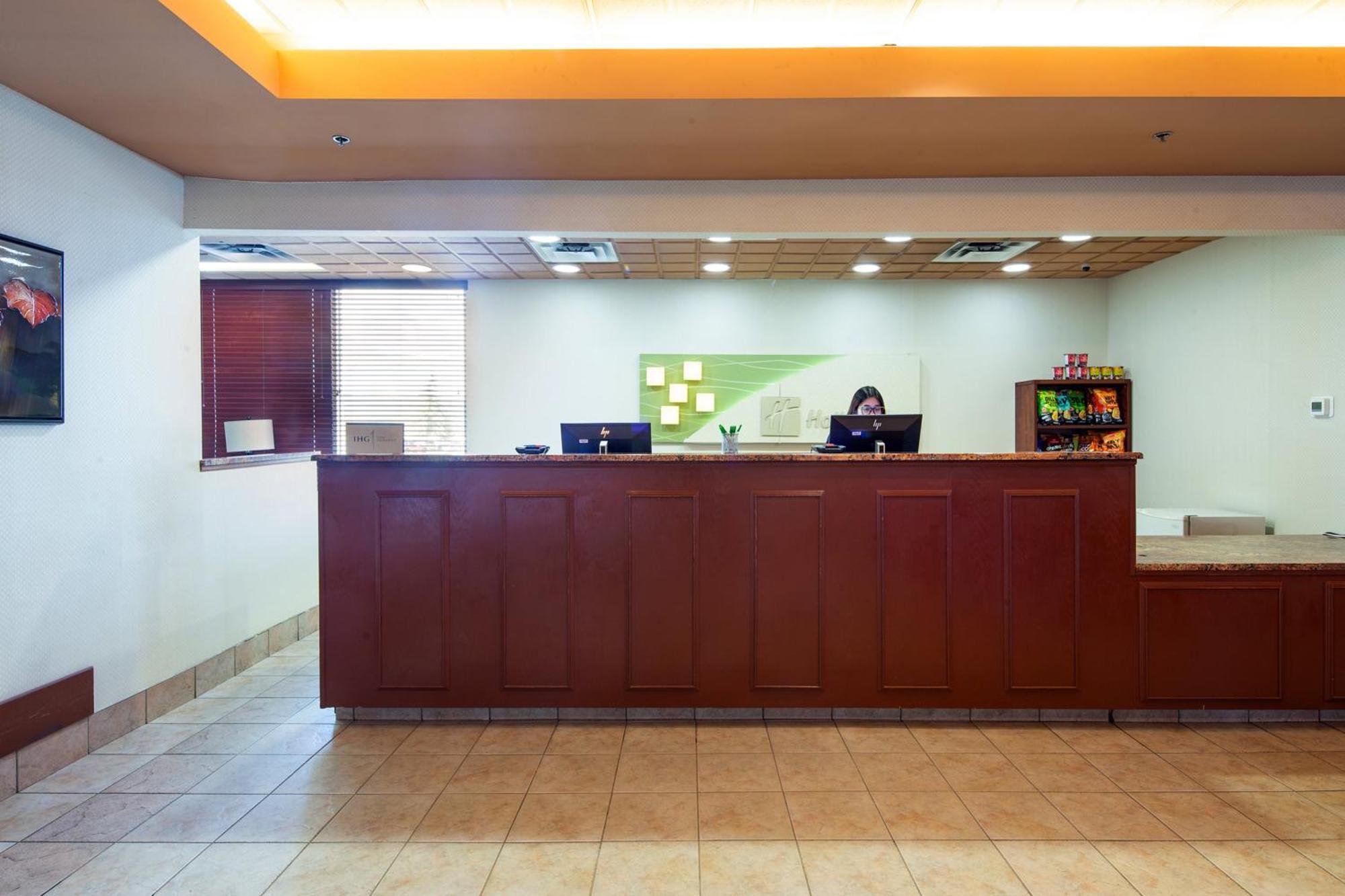 Holiday Inn Hinton By Ihg Exteriér fotografie